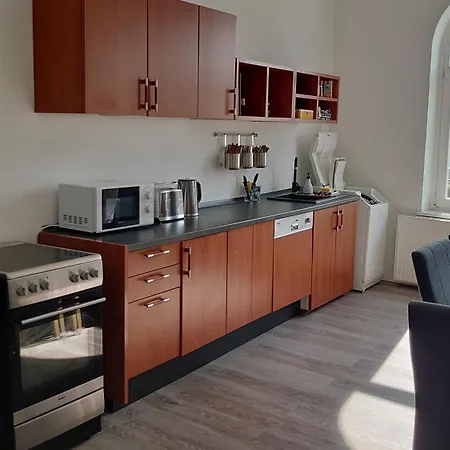 Haltestelle - * Röbel