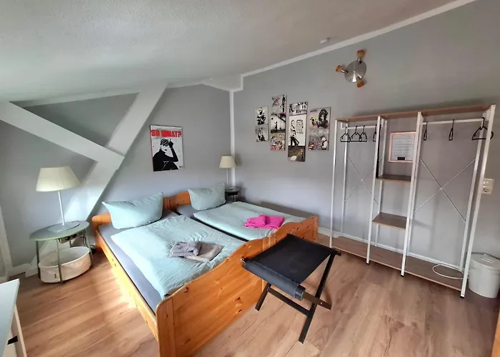 Apartament Haltestelle - *